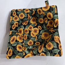 Load image into Gallery viewer, Sunflower Print - Bowl Hot Pad