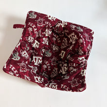 Load image into Gallery viewer, College Print #2 Bowl Hot Pad