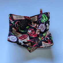 Load image into Gallery viewer, Cajun Print - Bowl Hot Pad