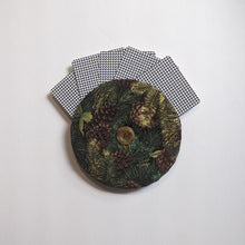 Load image into Gallery viewer, Pine Cone Print - Card Holder