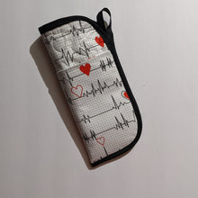 Load image into Gallery viewer, Heart Beat Print Flat Iron/Curling Iron/ Curling Wand Sleeve Protector