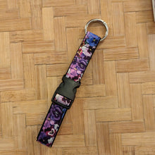 Load image into Gallery viewer, Purple Pansies Print Strap Connector
