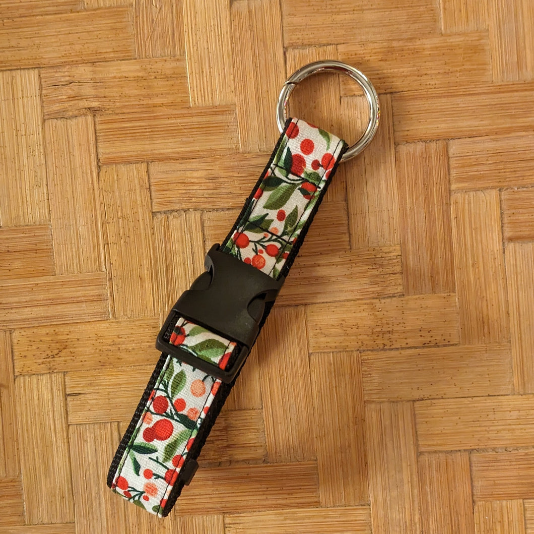 Red/ Green Print Strap Connector