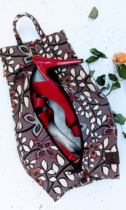 Brown/ Maroon Print Expandable Shoe Bag