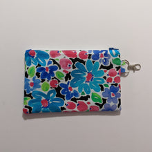 Load image into Gallery viewer, Blue Flower / Medium Zipper Pouches
