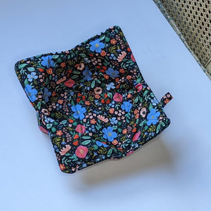 Black with Multicolor Flowers Print - Bowl Hot Pad