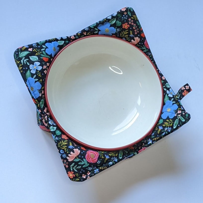 Black with Multicolor Flowers Print - Bowl Hot Pad