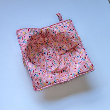 Load image into Gallery viewer, Pink Confetti Print - Bowl Hot Pad
